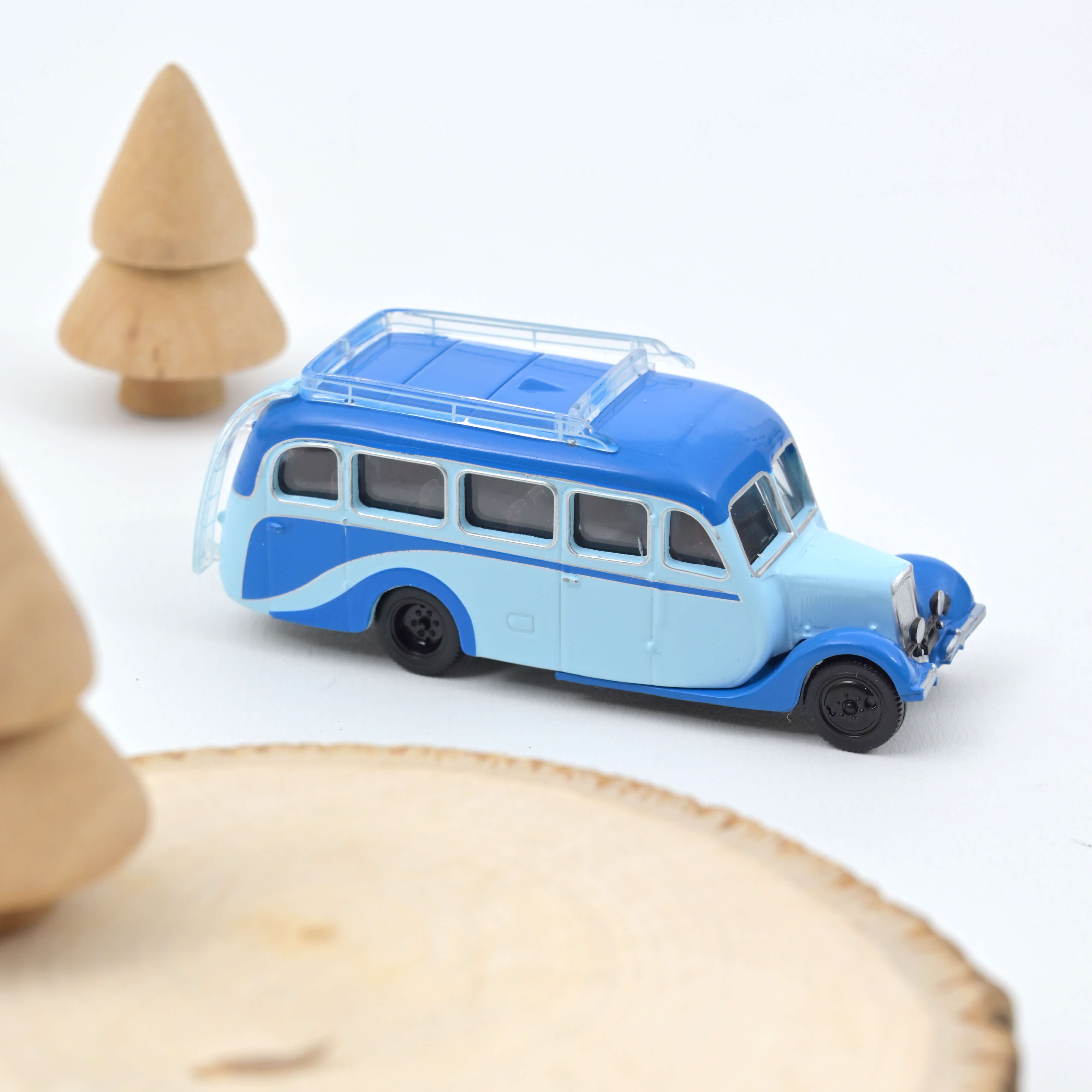 BUS CITROEN T45 1934 IXO 1/43 NEUF EN BOITE BUS CITROEN T45 1934 IXO 1/43 NEUF EN BOITE