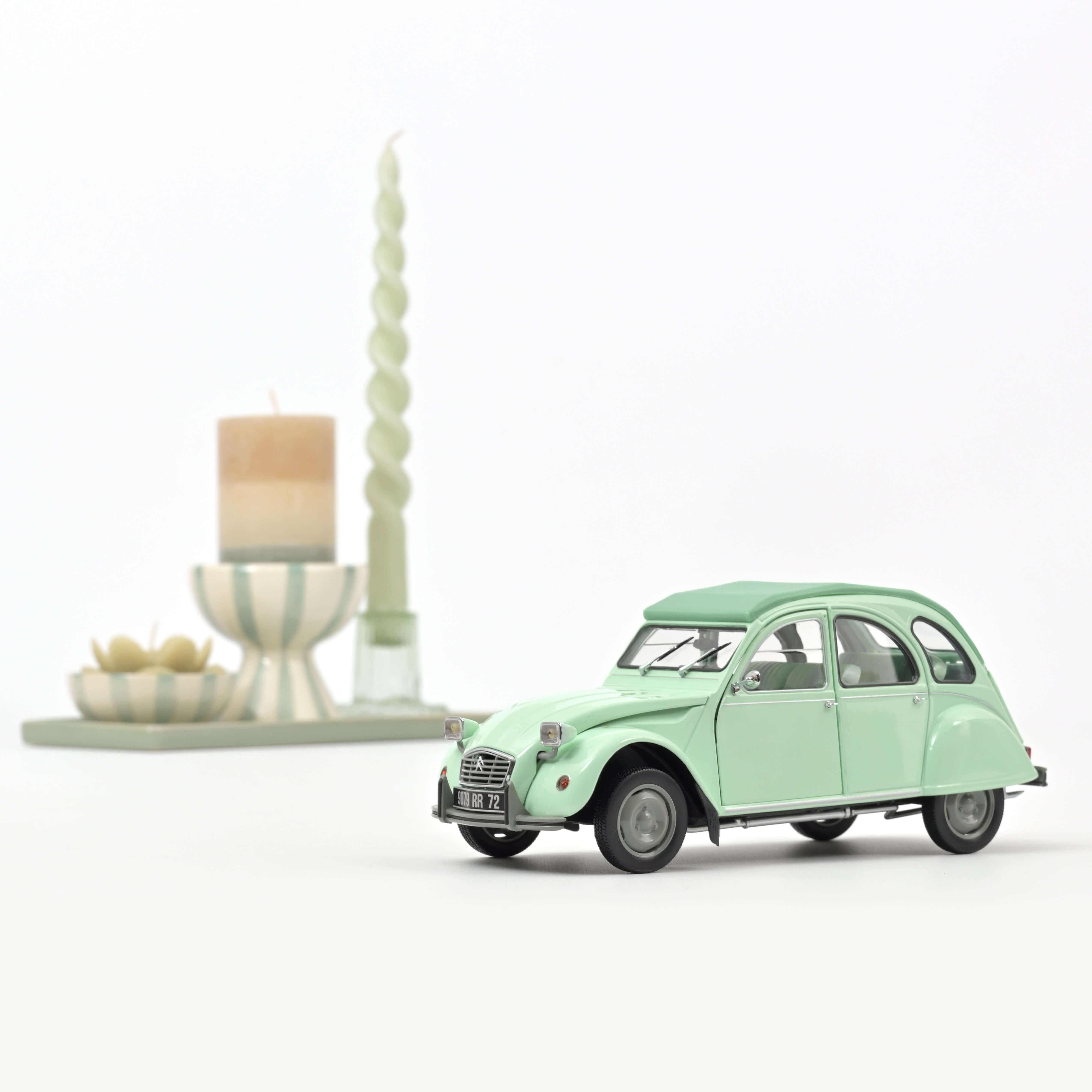 CITROËN 2cv6 Dolly 1/18 Norev 181512 2 Cv Canard 2cv 1985 Deux CITROËN 2cv6 Dolly 1/18 Norev 181512 2 Cv Canard 2cv 1985 Deux