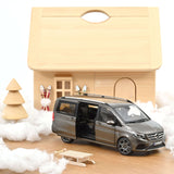 Mercedes-Benz V-Klasse AMG-Line 2018 Indiumgrau 1:18
