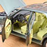 Mercedes-Benz 230 E 1990 Vert Nuit métallisé 1/18