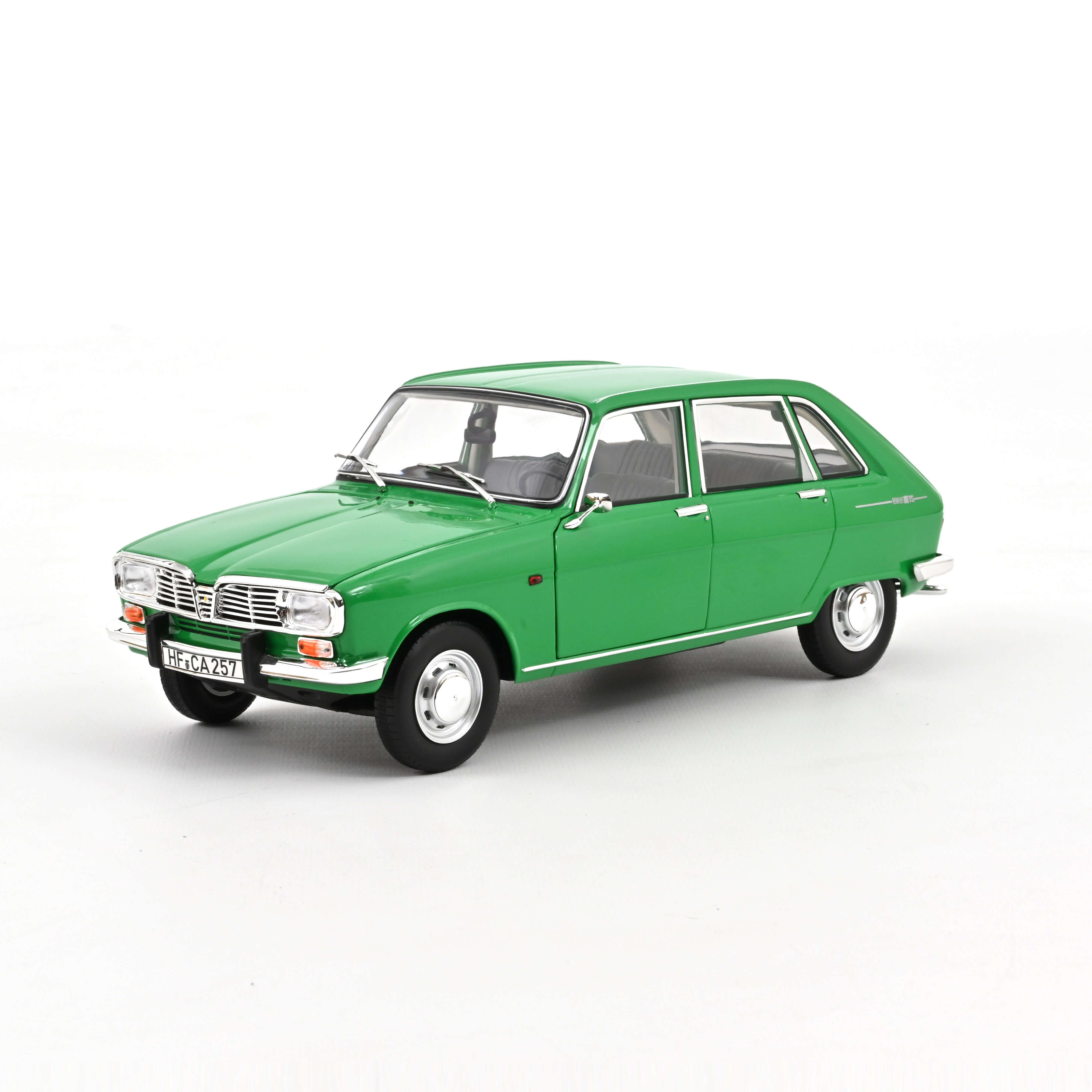 RENAULT R16 TX 1974 - Ottomobile 1/18 EUR 99,95 - FR RENAULT R16 TX 1974 - Ottomobile 1/18 EUR 99,95 - FR