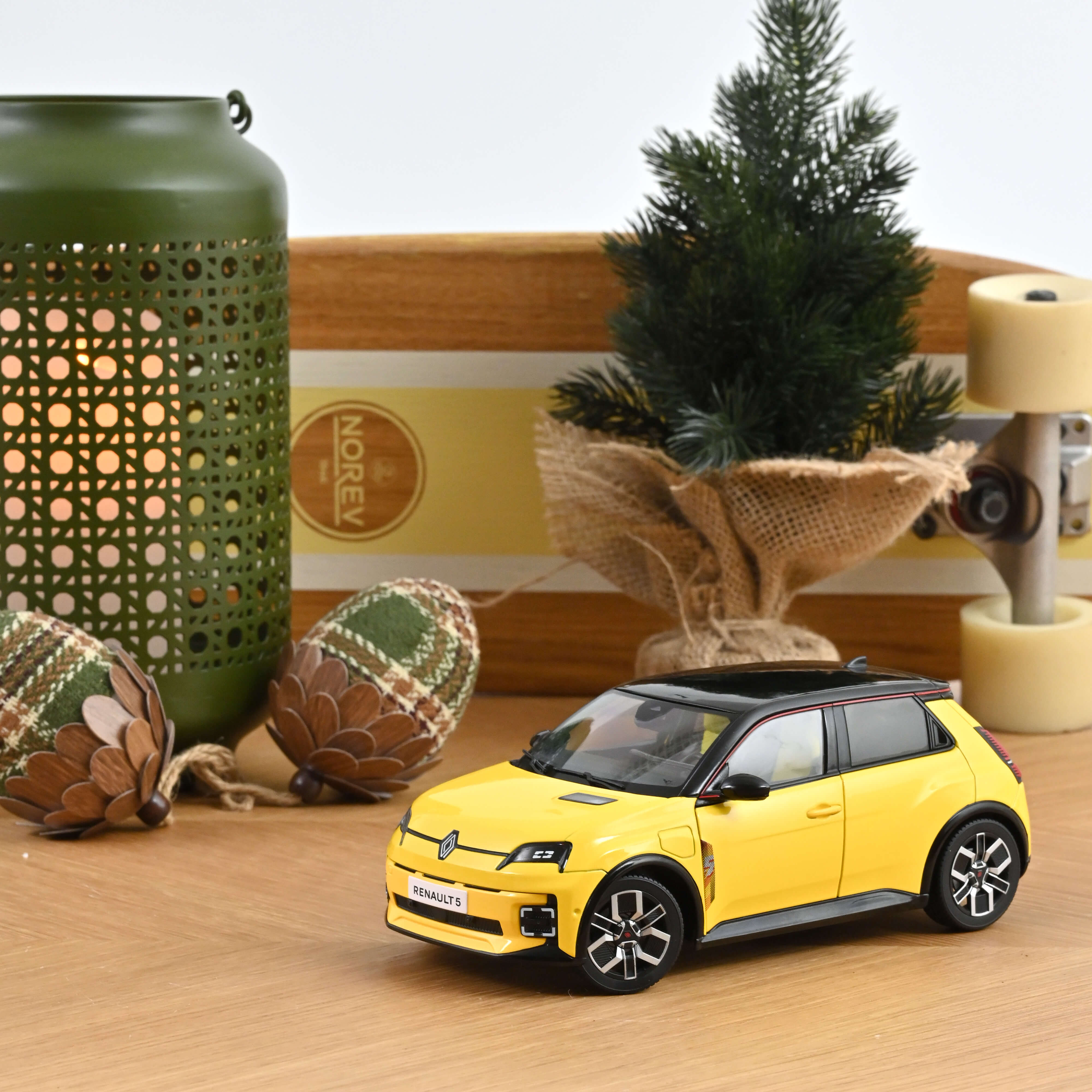 Mini Cooper Toy Car Solido Model Car Scale 1:18 Renault 8S Mini Cooper Toy Car Solido Model Car Scale 1:18 Renault 8S