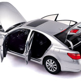 Lexus LS460 2010 Premium silver 1:18
