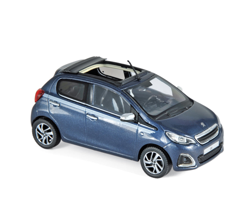 Voiture citadine PEUGEOT 108 Top Collection de 2017 de couleur bleue Voiture citadine PEUGEOT 108 Top Collection de 2017 de couleur bleue