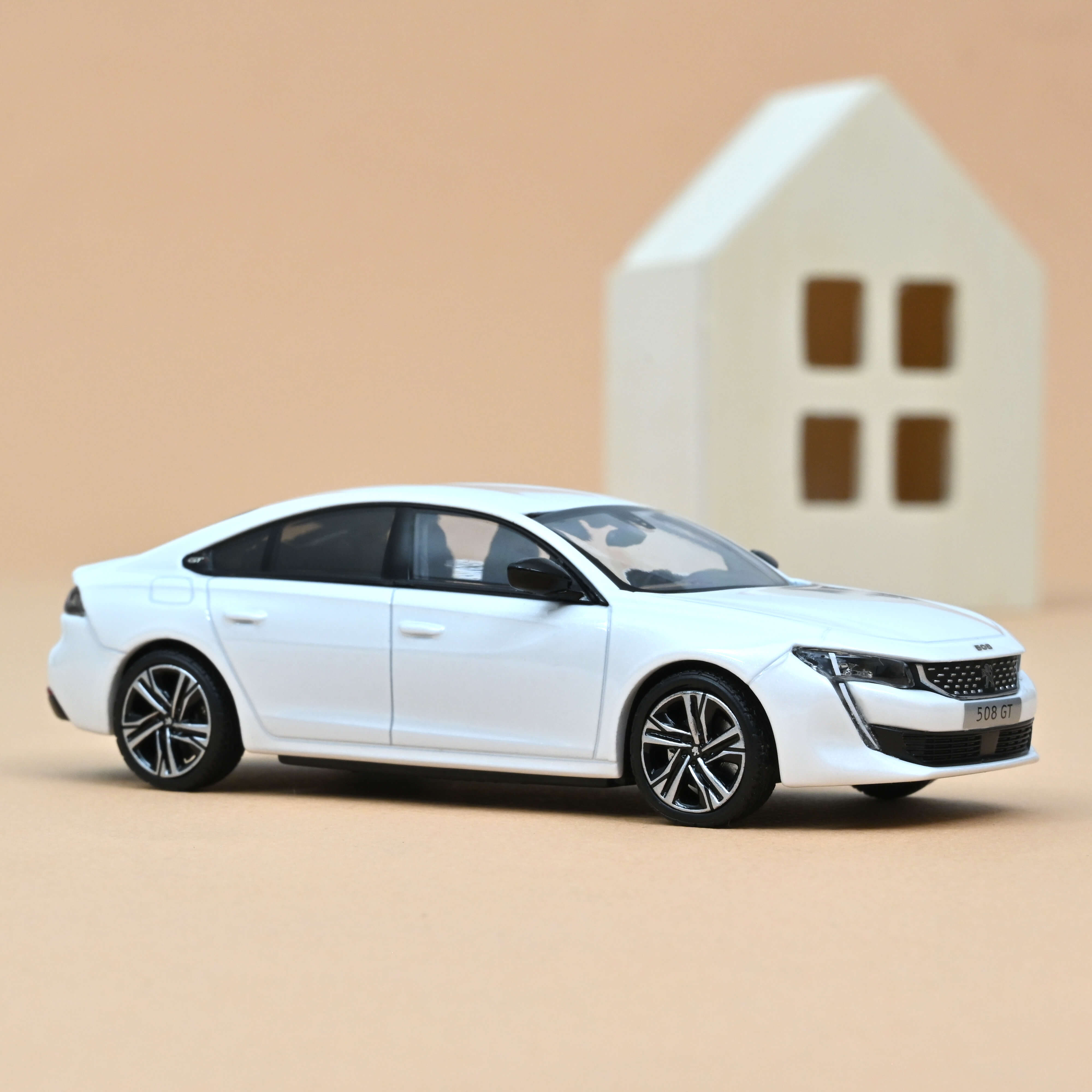 PEUGEOT 508 GT rouge Elixir 1/43 2023 Norev 475831 3551094758317 PEUGEOT 508 GT rouge Elixir 1/43 2023 Norev 475831 3551094758317