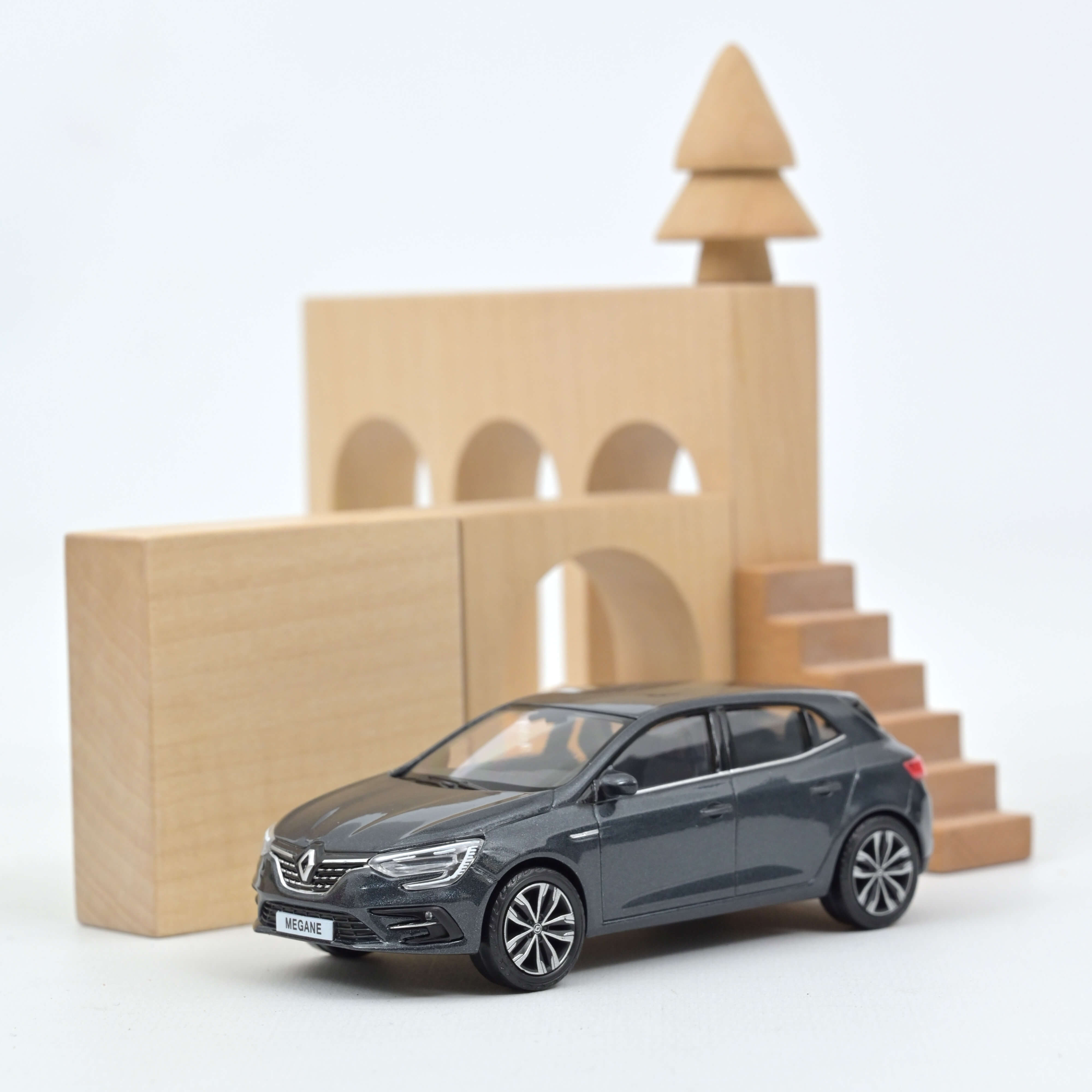 Renault Megane 2020 Titanium Grey 1:43 – Norev