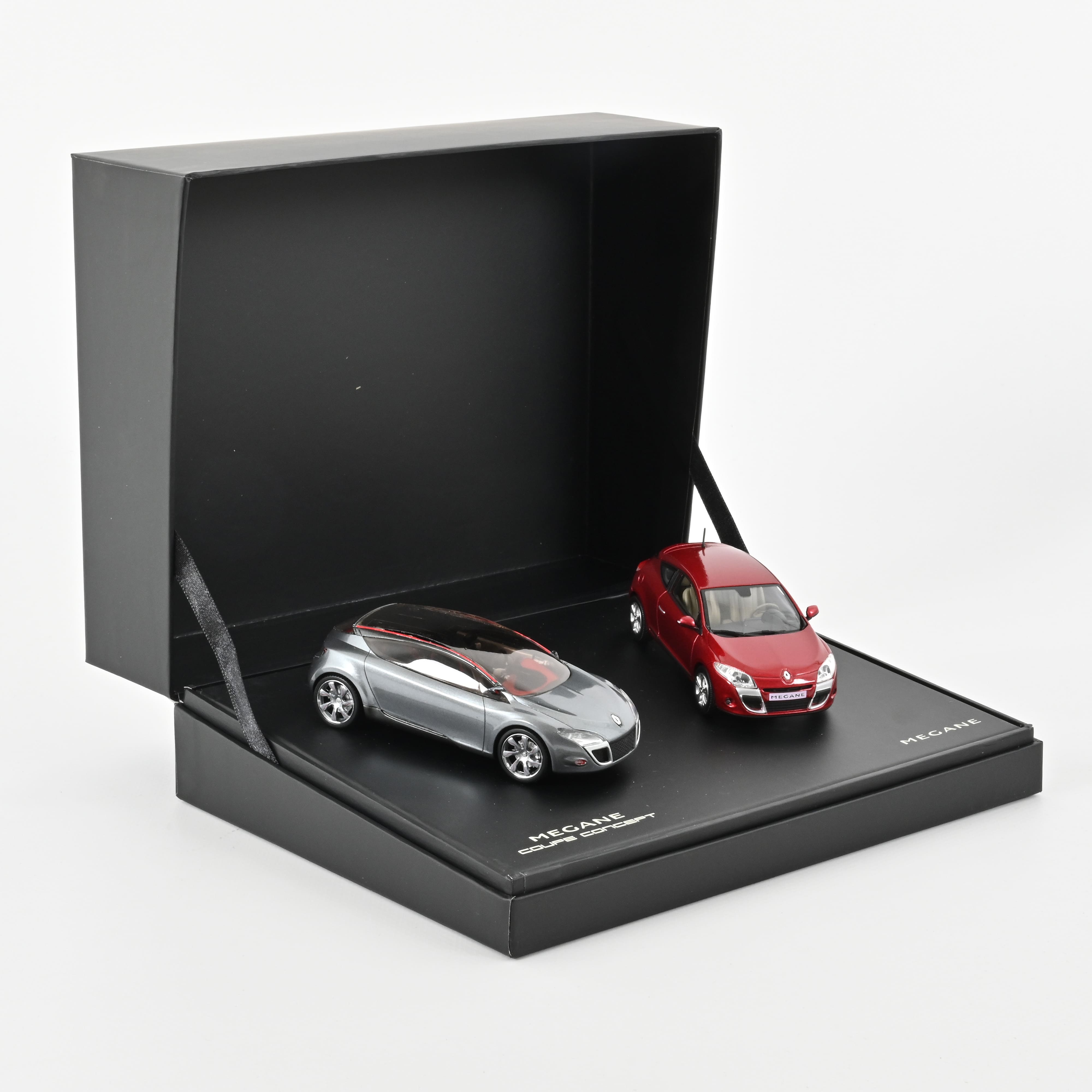 Norev SB 1/43 - Renault Sport Megane Trophy 2004 Norev SB 1/43 - Renault Sport Megane Trophy 2004