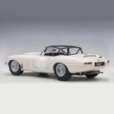Jaguar E-Type Lightweight 2015 Weiß 1/18