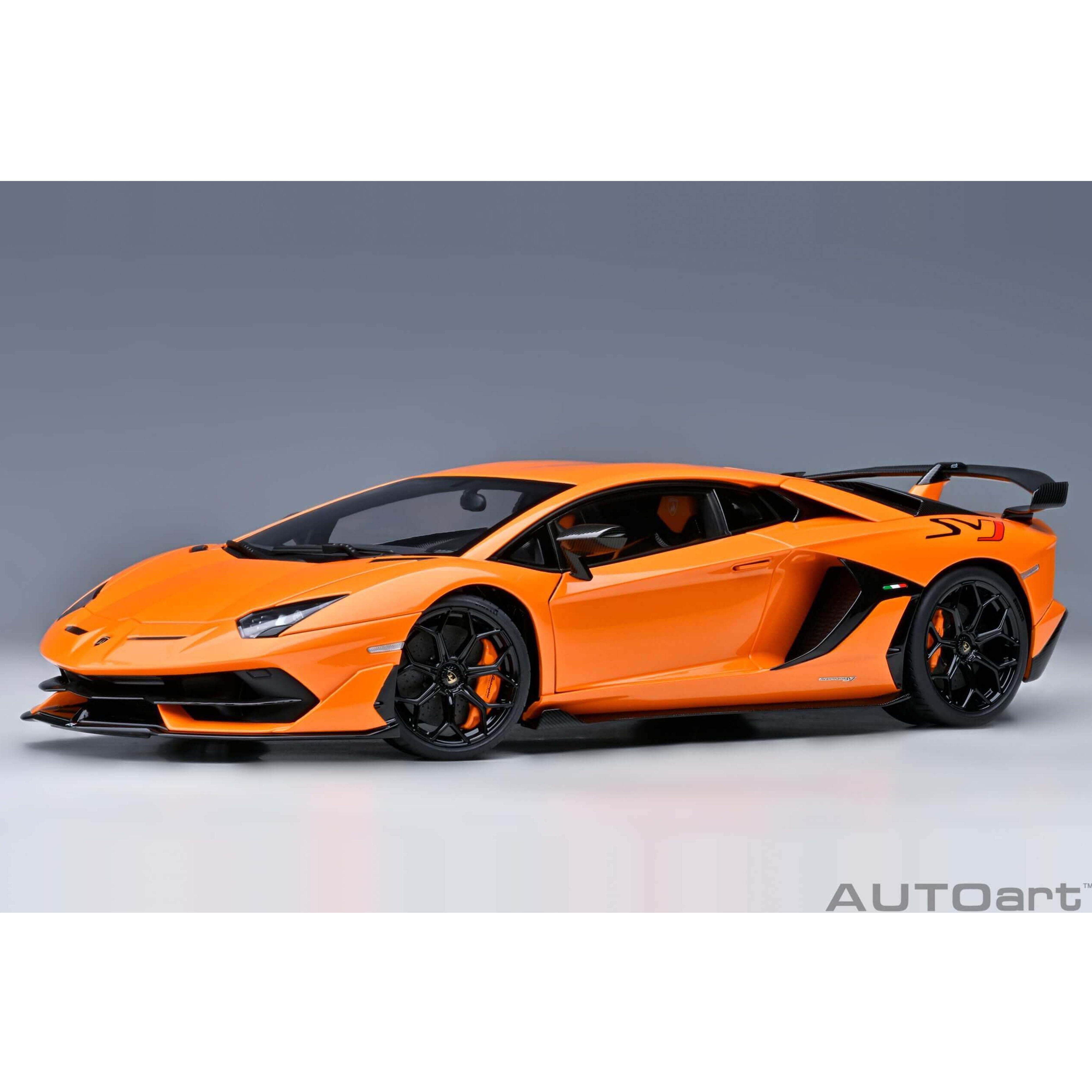 オートアート　Lamborghini Aventador SVJ 1/18 AutoArt Lamborghini Aventador SVJ Orange 1/18 Diecast Car