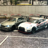 Nissan GT-R NISMO GT3 White Presentation (with LED) 1:64
