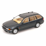 BMW 5er Serie E39 Touring 1998 Dunkelgrün Metallic 1:18