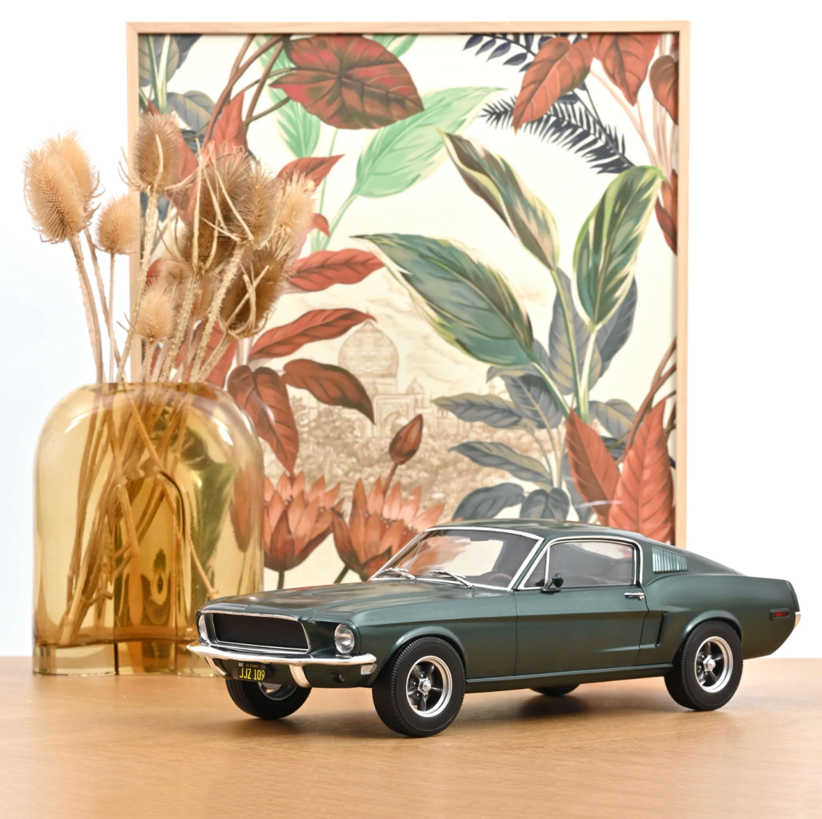Voiture miniature 1/12