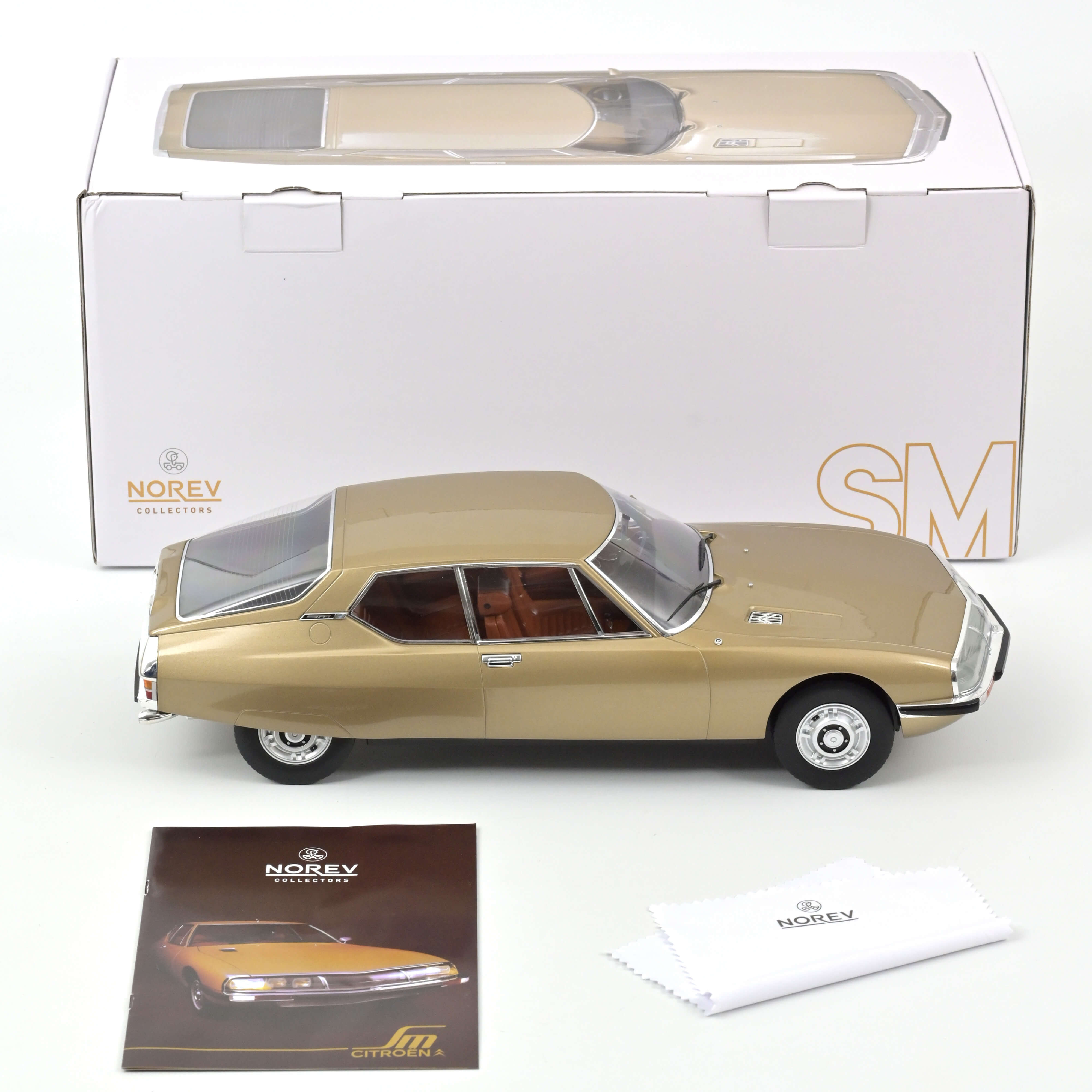 Citroën SM 1971 Sable métallisé 1:12 Citroën SM 1971 Sable métallisé 1:12