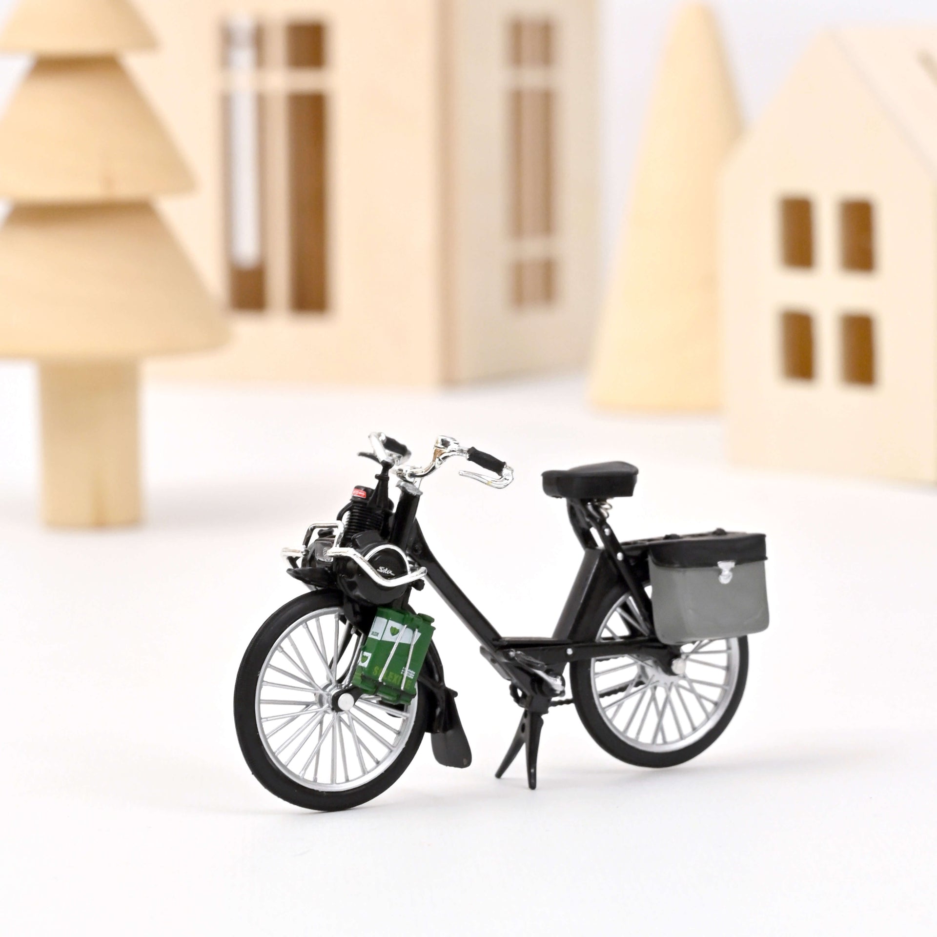 Solex 1966 Schwarz 1:18 – Norev