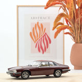 Jaguar XJ-S 5.3 H.E. Coupe 1982 Red met 1:18 - 200pcs