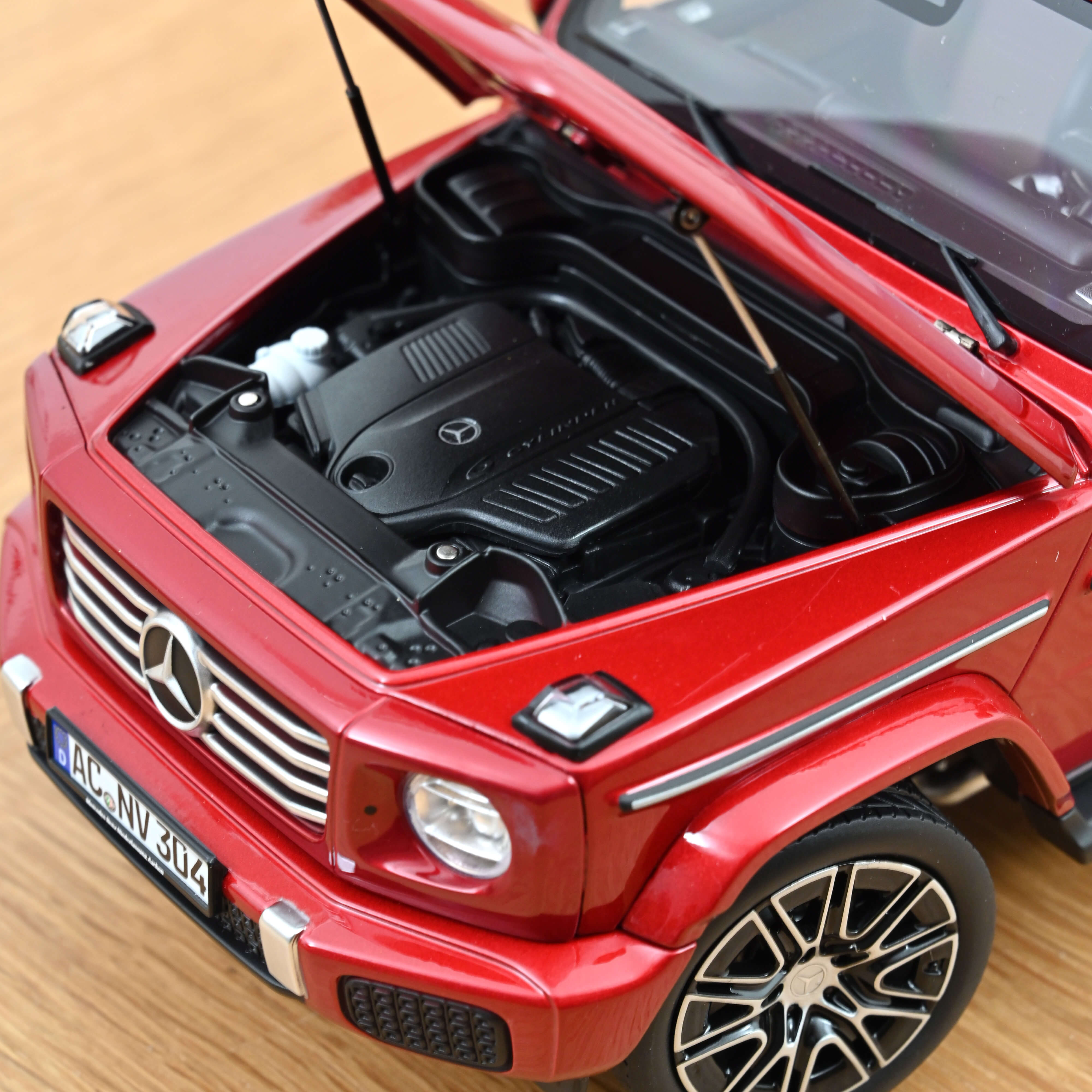 Voitures, camions et fourgons miniatures Mercedes, 1:32 Voitures, camions et fourgons miniatures Mercedes, 1:32