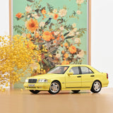 Mercedes-Benz C36 AMG 1993 Jaune claire 1/18 - 200 pcs.
