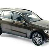 Mercedes-Benz GLC 2015 Marron métallisé 1/18