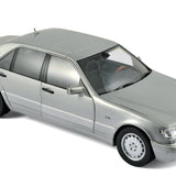 Mercedes-Benz S600 1997 Gris clair perlé 1/18
