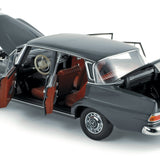 Mercedes-Benz 200 Sedan 1966 Gris 1/18