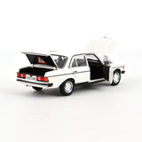 Mercedes-Benz 200 1982 Blanc 1/18
