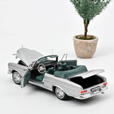 Mercedes-Benz 280 SE Cabriolet 1969 Argent métallisé 1/18