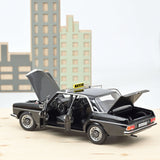 Mercedes-Benz 200 1968 Noir Taxi 1/18
