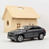 Mercedes-Benz GLE Coupé 2015 Gris métallisé 1/18