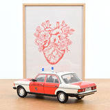 Mercedes-Benz 200 1984 Ambulance de secours 1/18