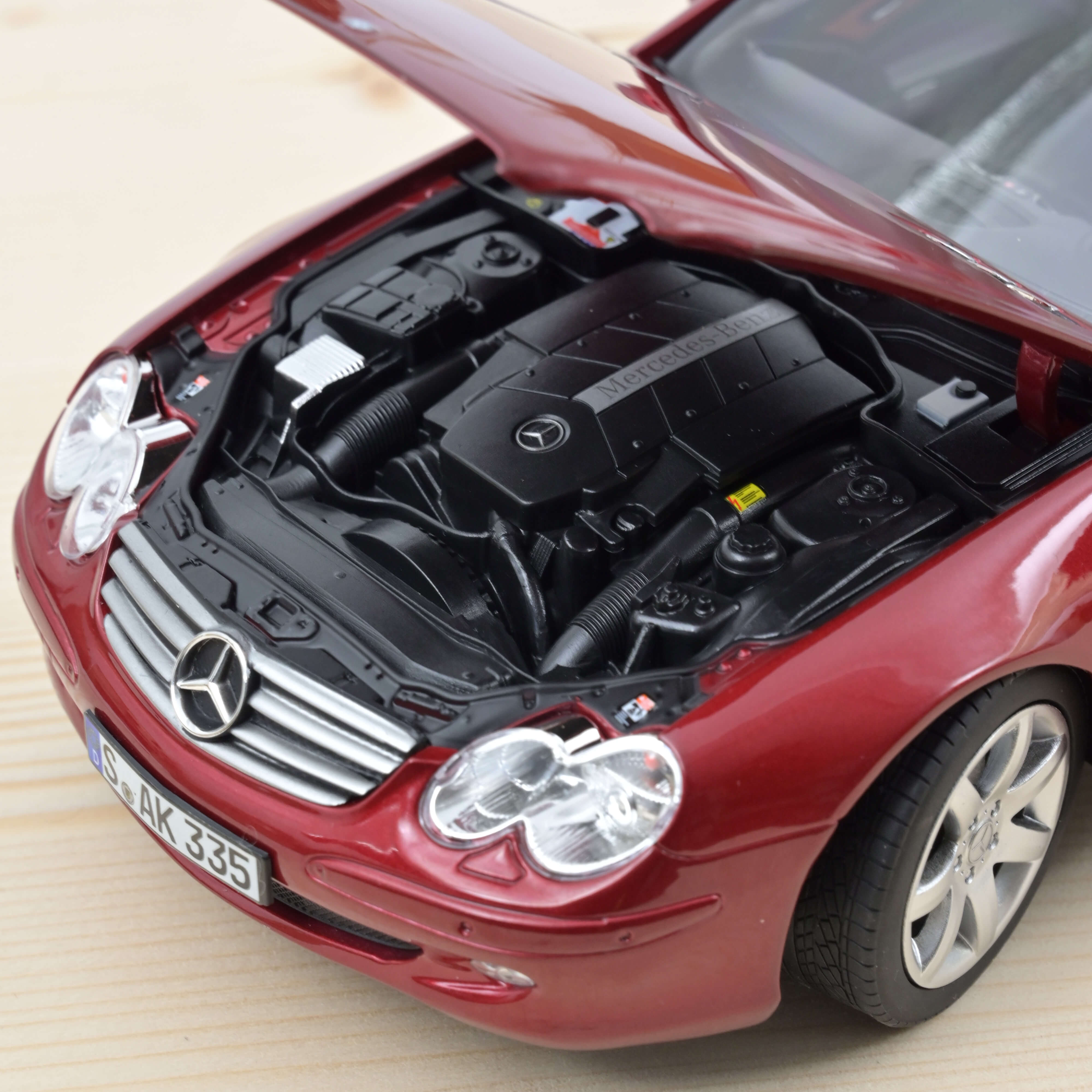 NOREV MERCEDES BENZ SL500 Cabriolet 2012 Rouge 1/43 351340 EUR 29,99 NOREV MERCEDES BENZ SL500 Cabriolet 2012 Rouge 1/43 351340 EUR 29,99