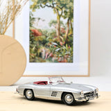 Mercedes-Benz 300 SL Roadster 1957 Argent 1/18