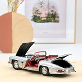 Mercedes-Benz 300 SL Roadster 1957 Argent 1/18