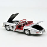 Mercedes-Benz 300 SL Roadster 1957 Argent 1/18