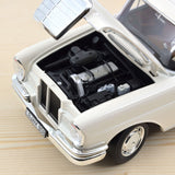 Mercedes-Benz 220 S 1965 Beige 1/18 - 200pcs