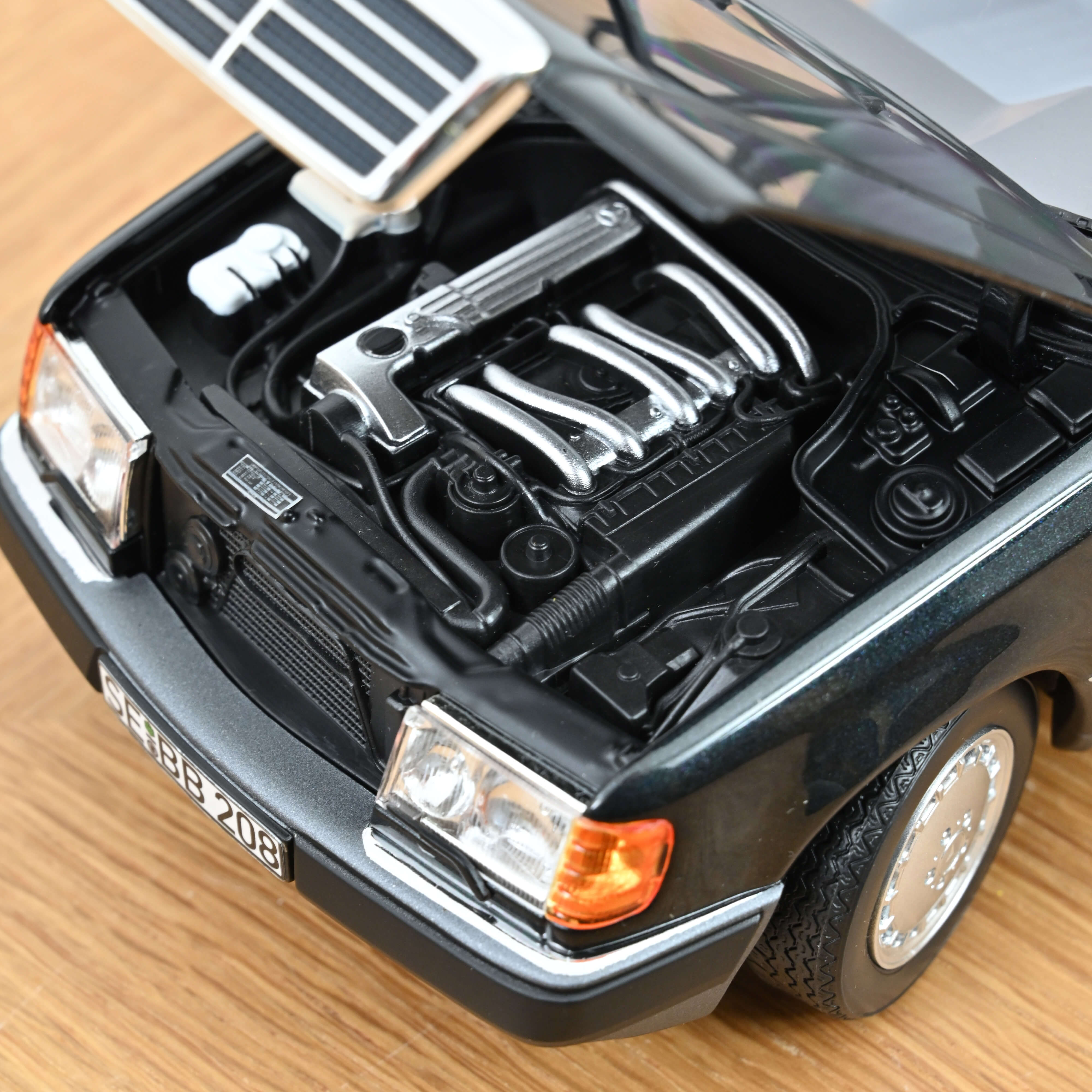 Mercedes-Benz 230 SL Pagode 1963 Bleu Métallique 1/18 Norev 183767 Mercedes-Benz 230 SL Pagode 1963 Bleu Métallique 1/18 Norev 183767