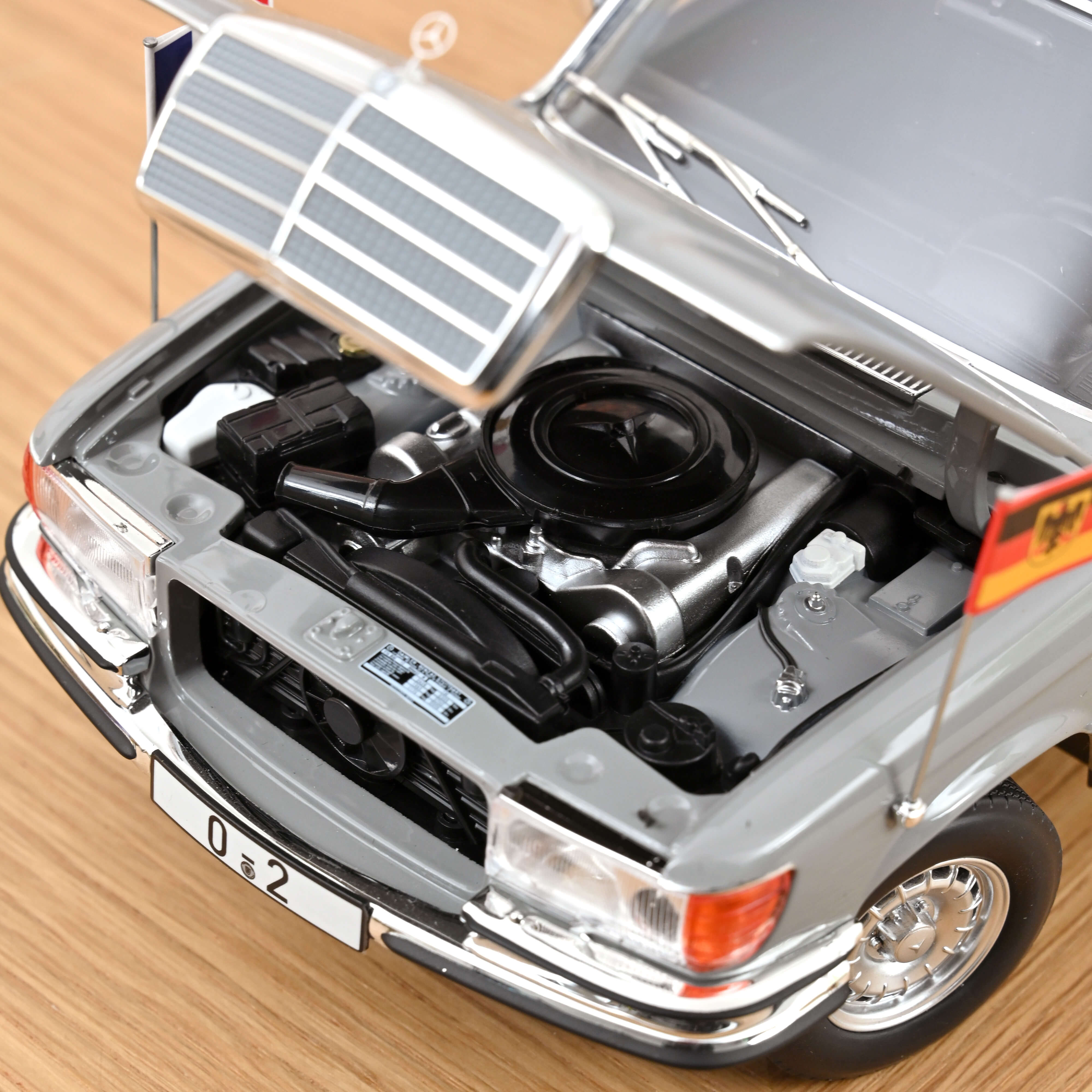 NOREV 1:18 MERCEDES Benz W116 350SEL 1979 S-Class NOREV 1:18 MERCEDES Benz W116 350SEL 1979 S-Class