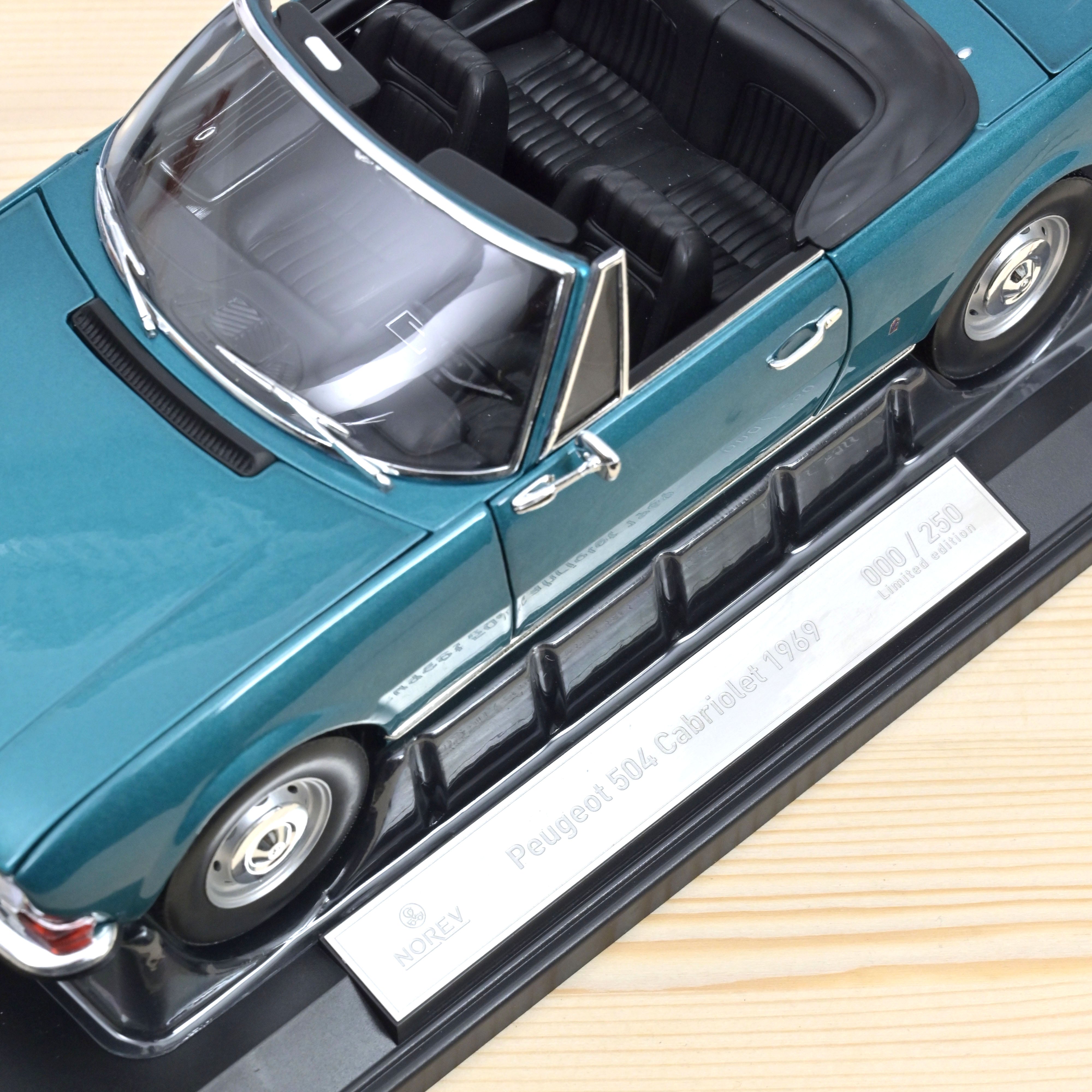 Norev Peugeot 504 Cabriolet 1969 - Voiture Miniature 1/18 - Modèle Collection Métal Rouge Andalous