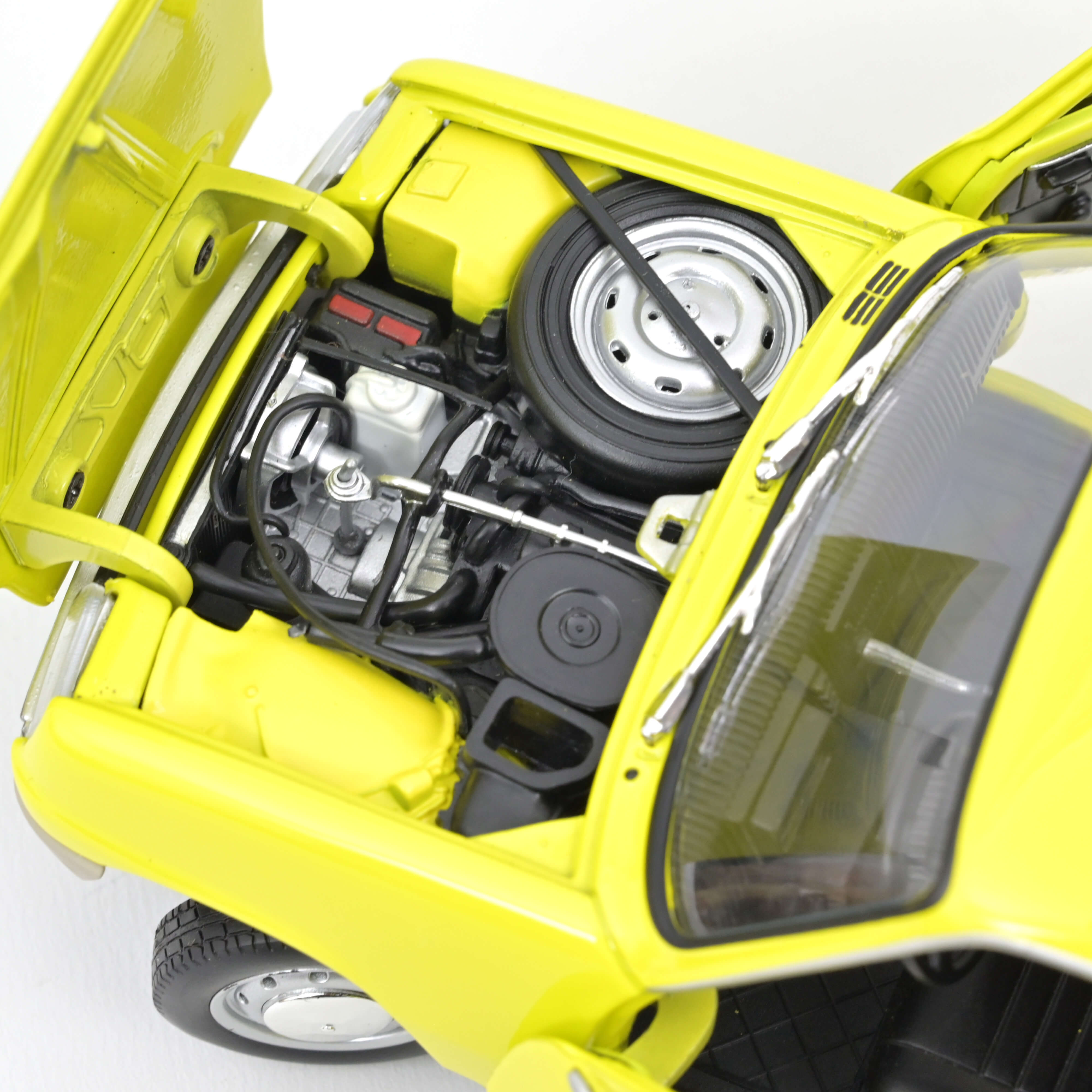 Renault 5 R5 Amarillo 1:18 – Clásico francés a escala de Norev Renault 5 R5 Amarillo 1:18 – Clásico francés a escala de Norev