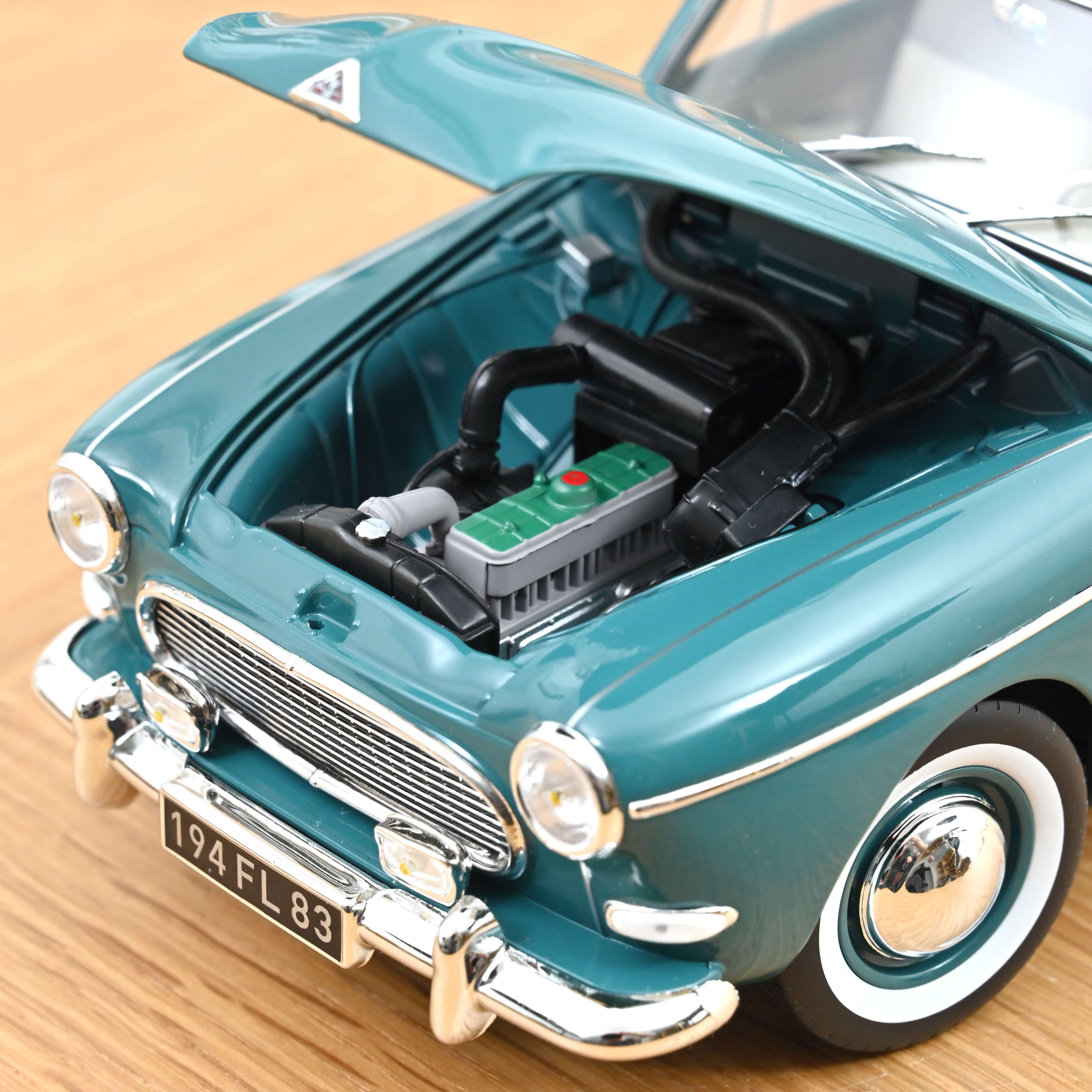 Renault Frégate 1960 Vert Sévigné 1/18 Norev 185284 - Collection Renault Frégate 1960 Vert Sévigné 1/18 Norev 185284 - Collection