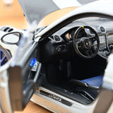 Porsche Cayman GT4 RS mit Weissachpaket 2023 Kreide 1:18