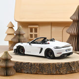 Porsche 718 Spyder RS w/ Weissach Pack 2023 White 1:18