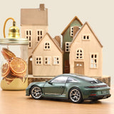 Porsche 911 S/T 2023 Malachitgrünmetallic 1:18