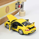 Porsche 911 GT2 2010 Yellow 1:18 - 200pcs