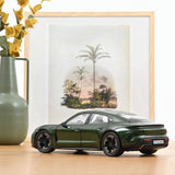 Porsche Taycan Turbo S 2024 Oakgrün Neo 1:18 - 200Stk.