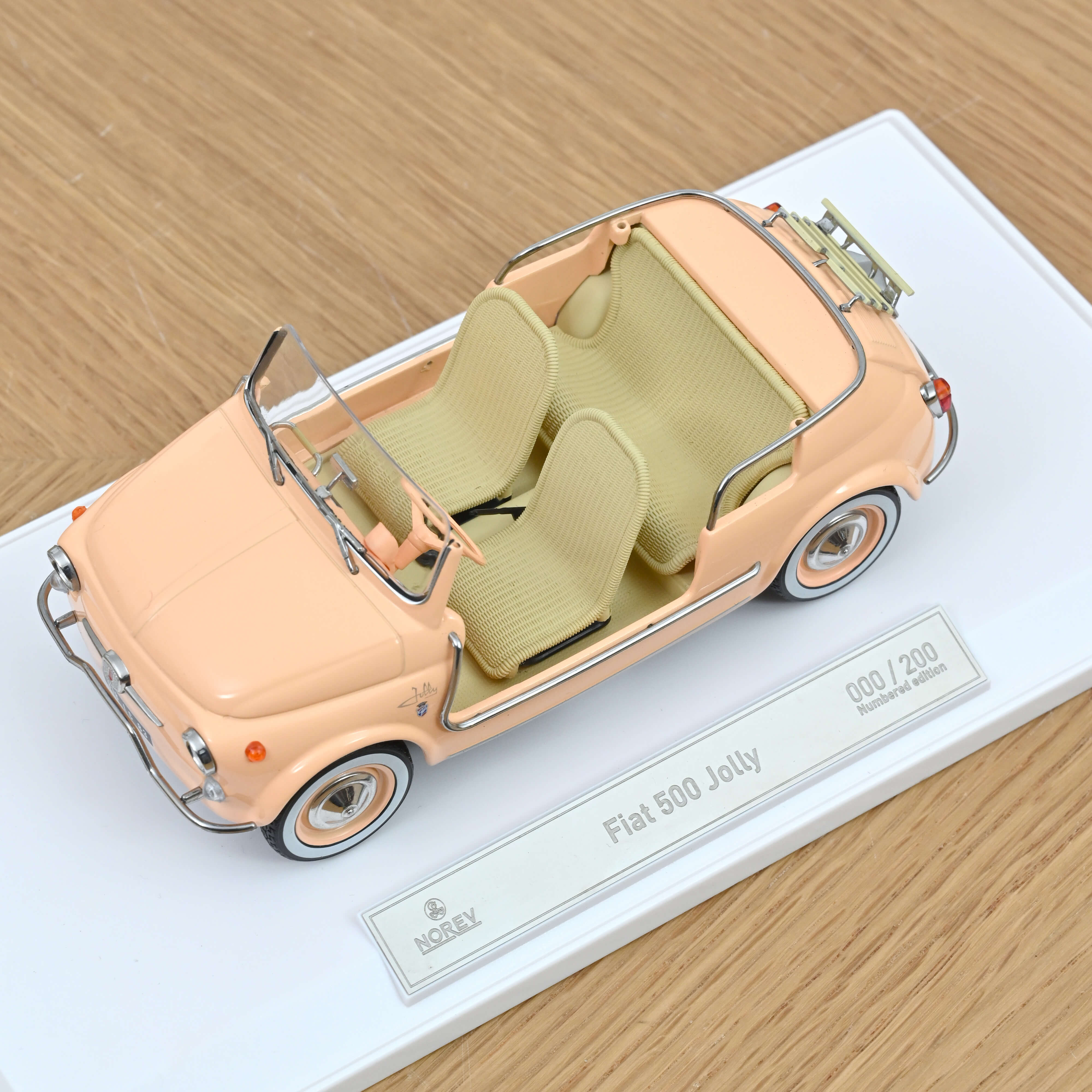 Miniature Norev Fiat 500 Jolly 1965 Rose Pêche 1/18, vue 6