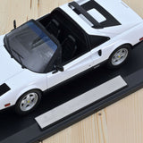 Ferrari 308 GTS 1982 White and Black 1:18 - 200pcs