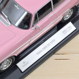 Volvo 1800 ES (version US) 1973 Rose 1/18 - 100pcs