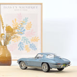 Chevrolet Corvette Sting Ray 1963 bleu clair métallisé 1/18