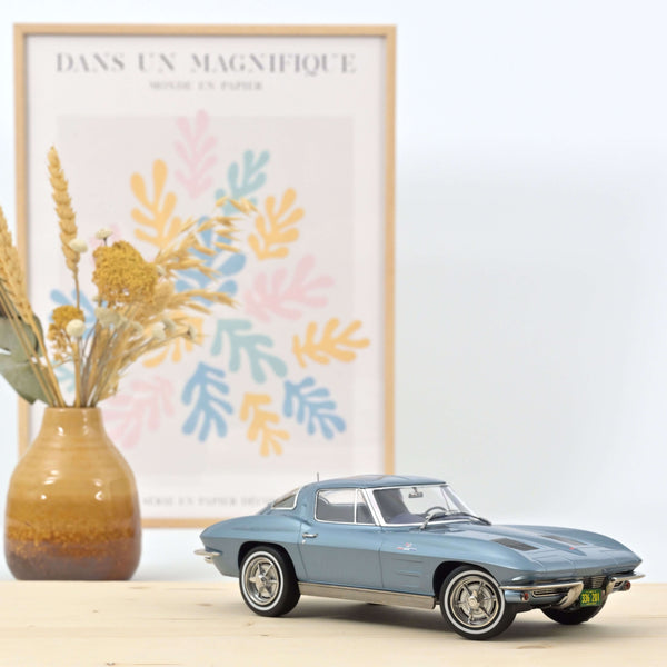 Chevrolet Corvette Sting Ray 1963 metallic Light Blue 1:18