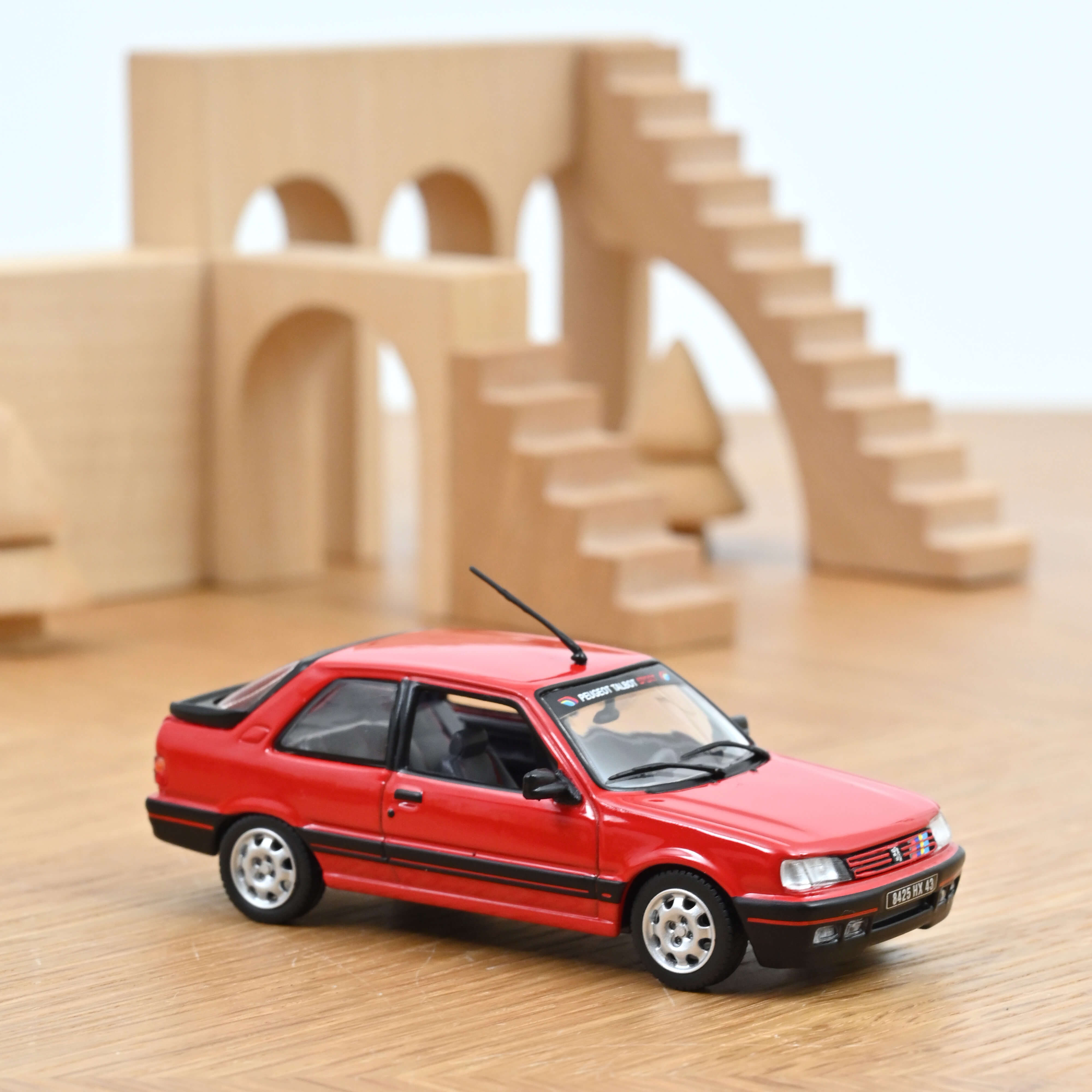 Miniature Voiture de 1987 Rouge Vallelunga - PEUGEOT 309 GTi avec deco PTS NOREV NOREV473911 Miniature Voiture de 1987 Rouge Vallelunga - PEUGEOT 309 GTi avec deco PTS NOREV NOREV473911